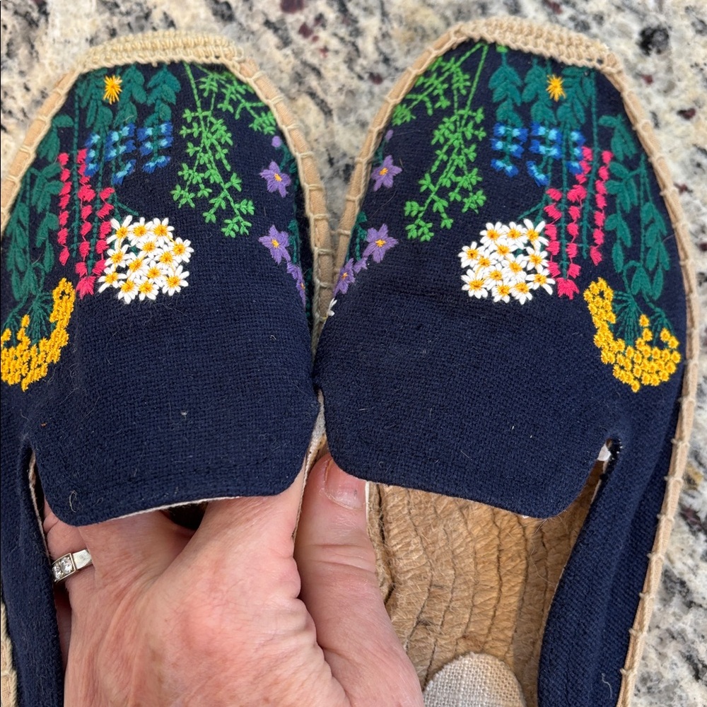 Soludos Navy Embroidered Floral Espadrilles Flats - Picture 9 of 11